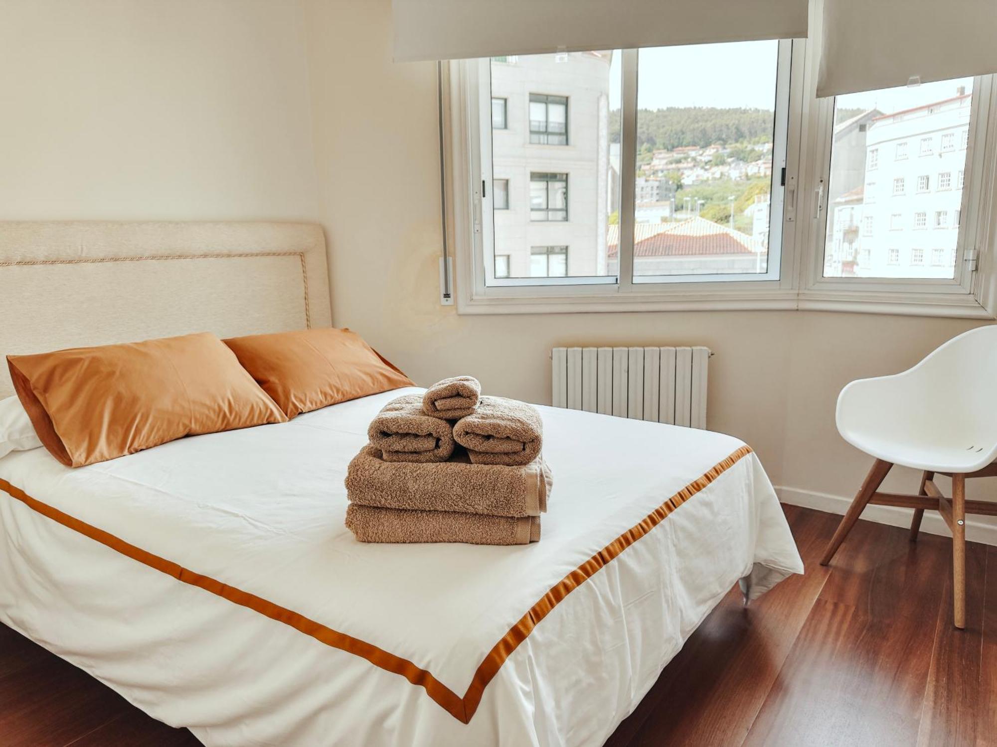 Apartamentos Pontevedra San Salvador de Poio Ngoại thất bức ảnh