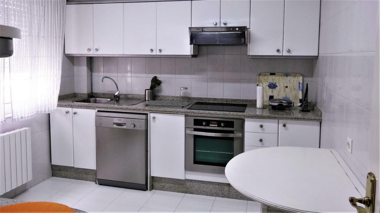 Apartamentos Pontevedra San Salvador de Poio Ngoại thất bức ảnh