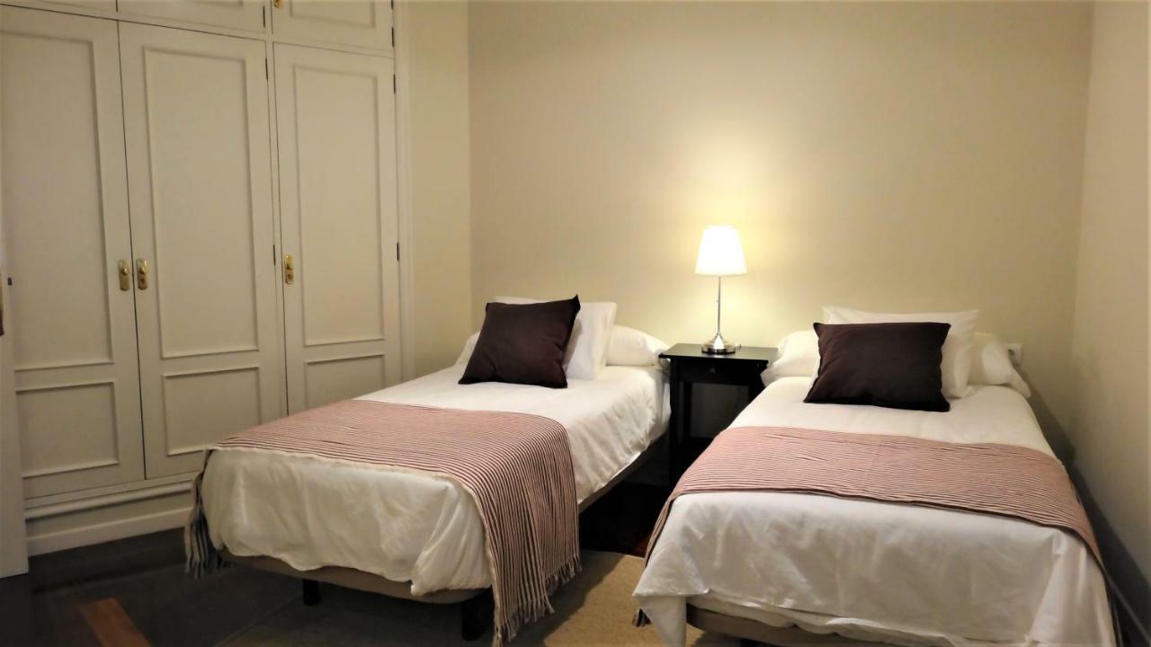 Apartamentos Pontevedra San Salvador de Poio Ngoại thất bức ảnh
