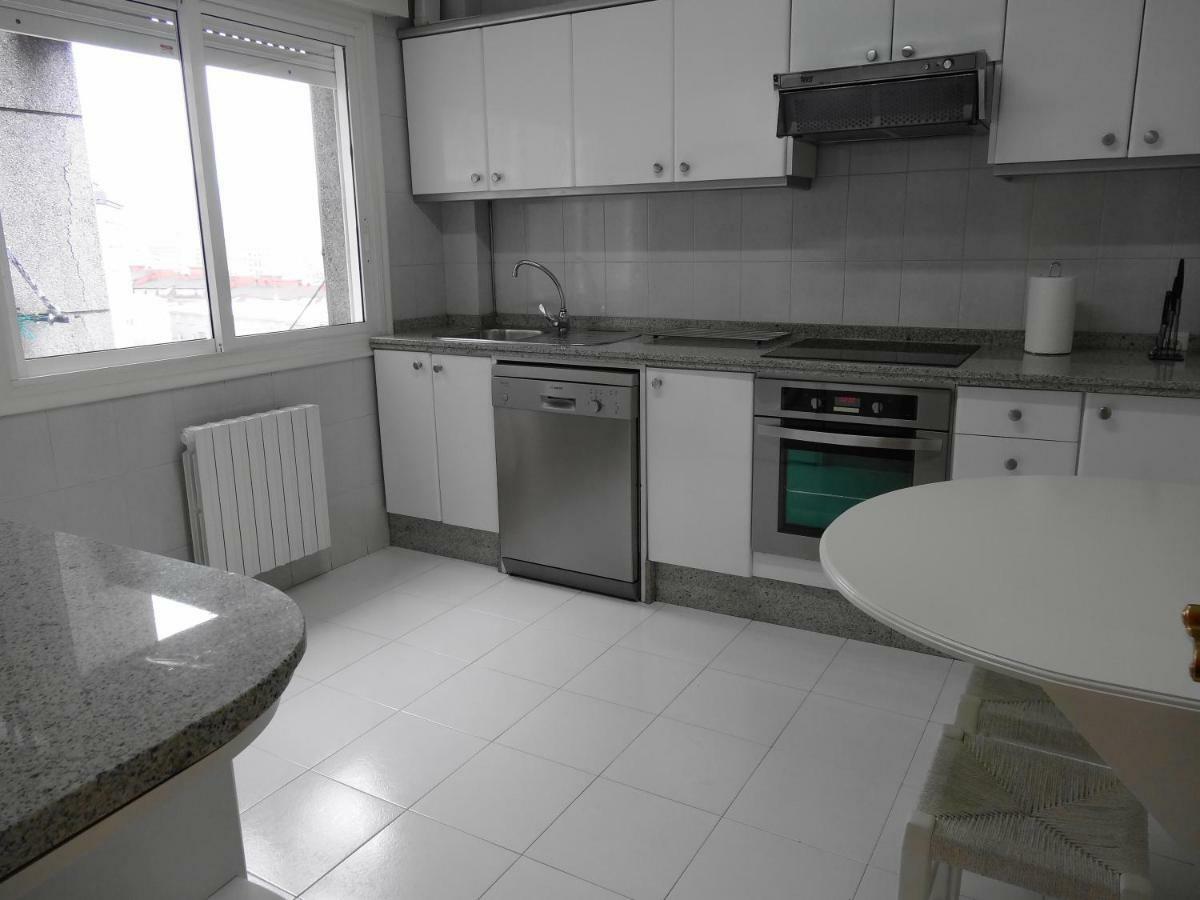 Apartamentos Pontevedra San Salvador de Poio Ngoại thất bức ảnh
